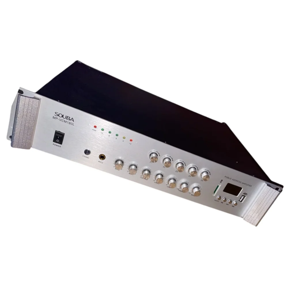 Amplifikator për bokse MP-VCN180L me ekran LED, Bluetooth dhe panel frontal për kontrollin e zërit.