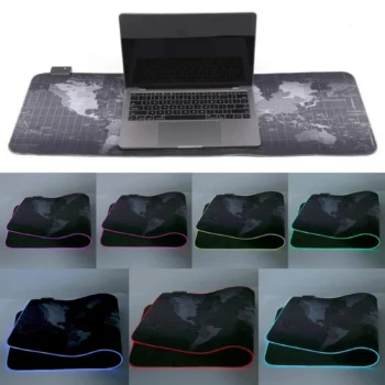 Mouse pad RGB me ndriçim LED në skaje, buton kontrolli për ndryshimin e efekteve dhe sipërfaqe prej gome natyrale dhe shkume.