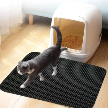 Tapet multifunksional për mace me përmasa 60 x 40 cm, i përshtatshëm për vendosje poshtë tasit me rërë dhe për mbledhjen e rërës, ushqimit, ujit dhe papastërtive të tjera