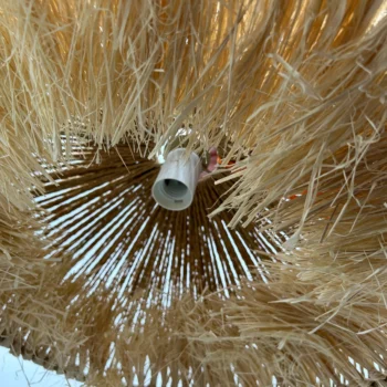 Ndriçues tavanor dekorativ me diametër 50 cm, lartësi 14.5 cm, thurje ratani dhe detaje me litar najloni