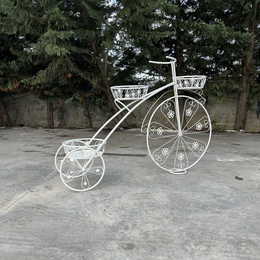 Biciklete Dekoruese Metalike