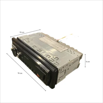 Kasetofon makine me porta RCA për fuqizimin e katër bokseve me fuqi maksimale 50W secili