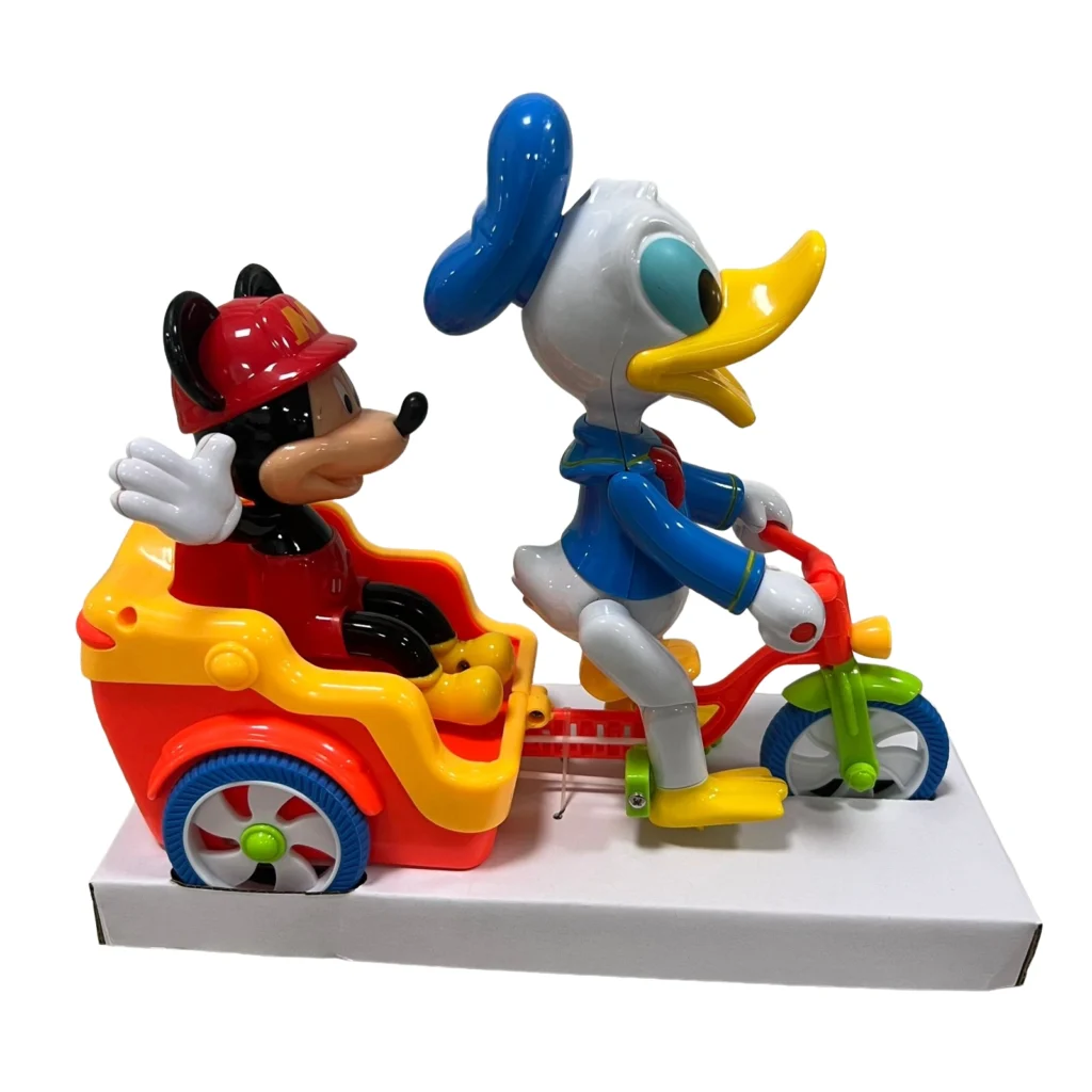 Tricikel me Donald Duck dhe Mickey Mouse
