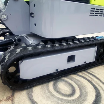 Mini eskavator kompakt HY-12 me motor 12HP, i projektuar për gërmime në kopshte, oborre dhe hapësira të ngushta.