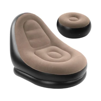 Kolltuk me ajër me pupë mbështetëse për këmbët, me dizajn ergonomik dhe ngjyra të zezë dhe bezhë.