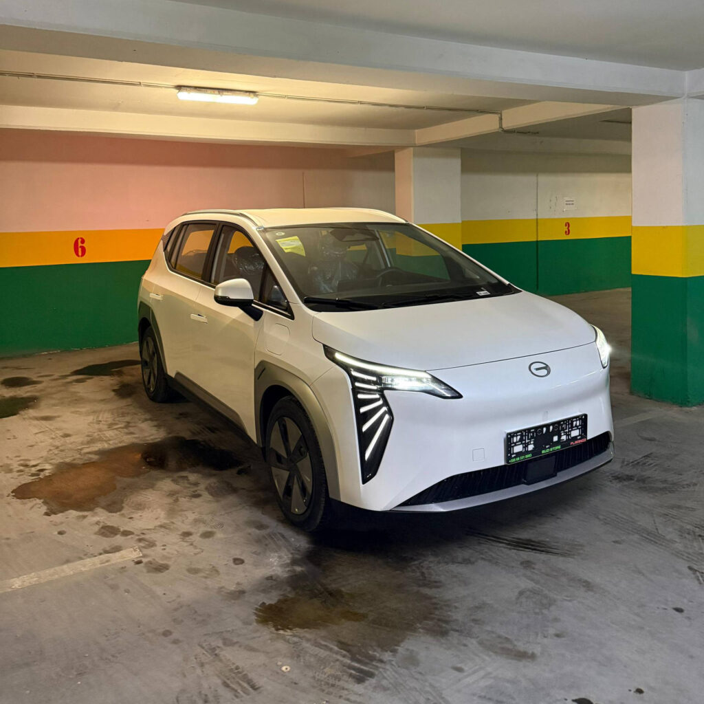 Makine Elektrike Aion Y plus