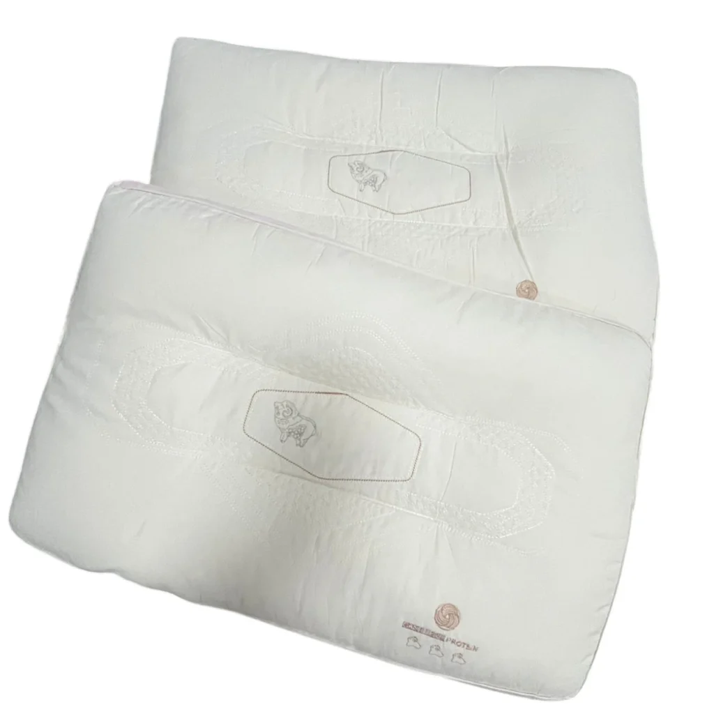Set me 2 jastëkë ortopedikë Kashmir 70x44 cm, me formë ergonomike për mbështetje të kokës dhe qafës gjatë gjumit.