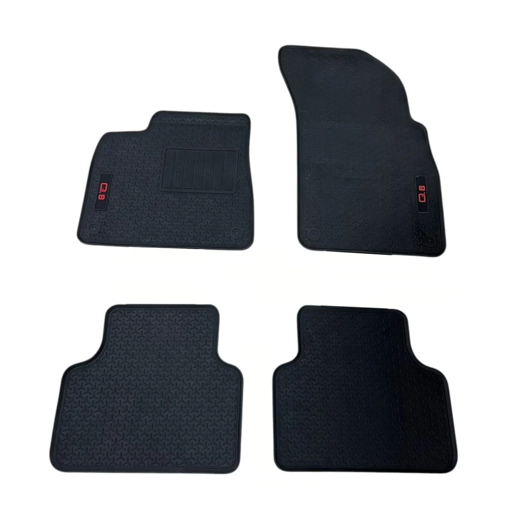 Set tapetash gome për Audi Q8 me skaje të ngritura dhe përshtatje precize