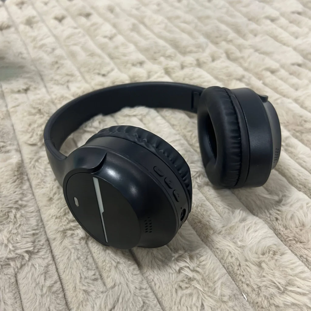 Kufje te palosshme me bluetooth dhe bateri