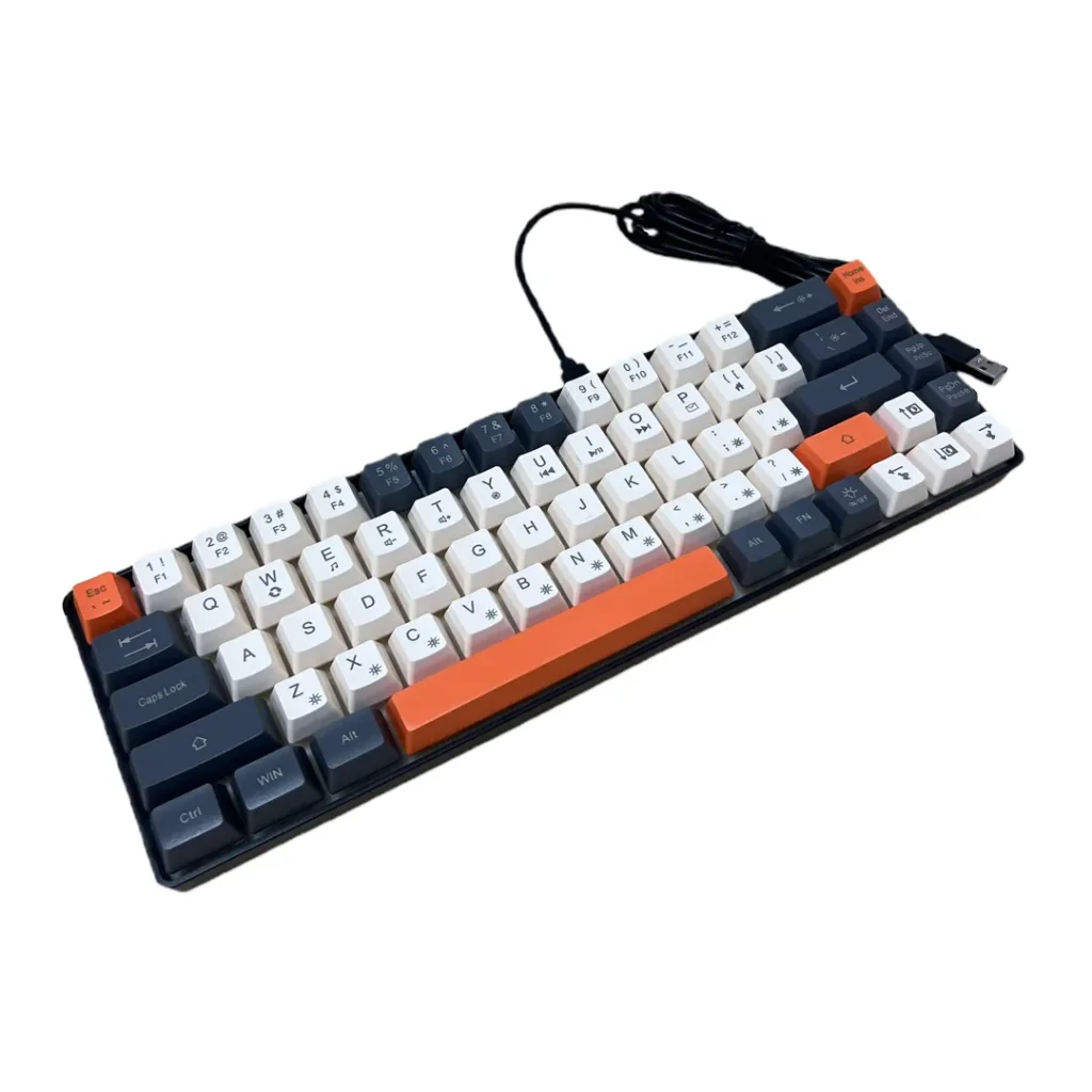 Tastiere mekanike gaming me 68 tasta