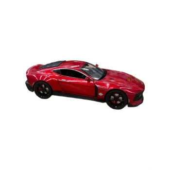 Makinë metalike Aston Martin për fëmijë në shkallë 1:22, me dizajn sportiv, mekanizëm pull-back, drita, tinguj, dyer që hapen dhe funksion spray