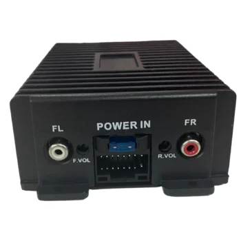 Amplifikator audio për makinë me rregullues volumi dhe sistem të integruar për mbrojtje
