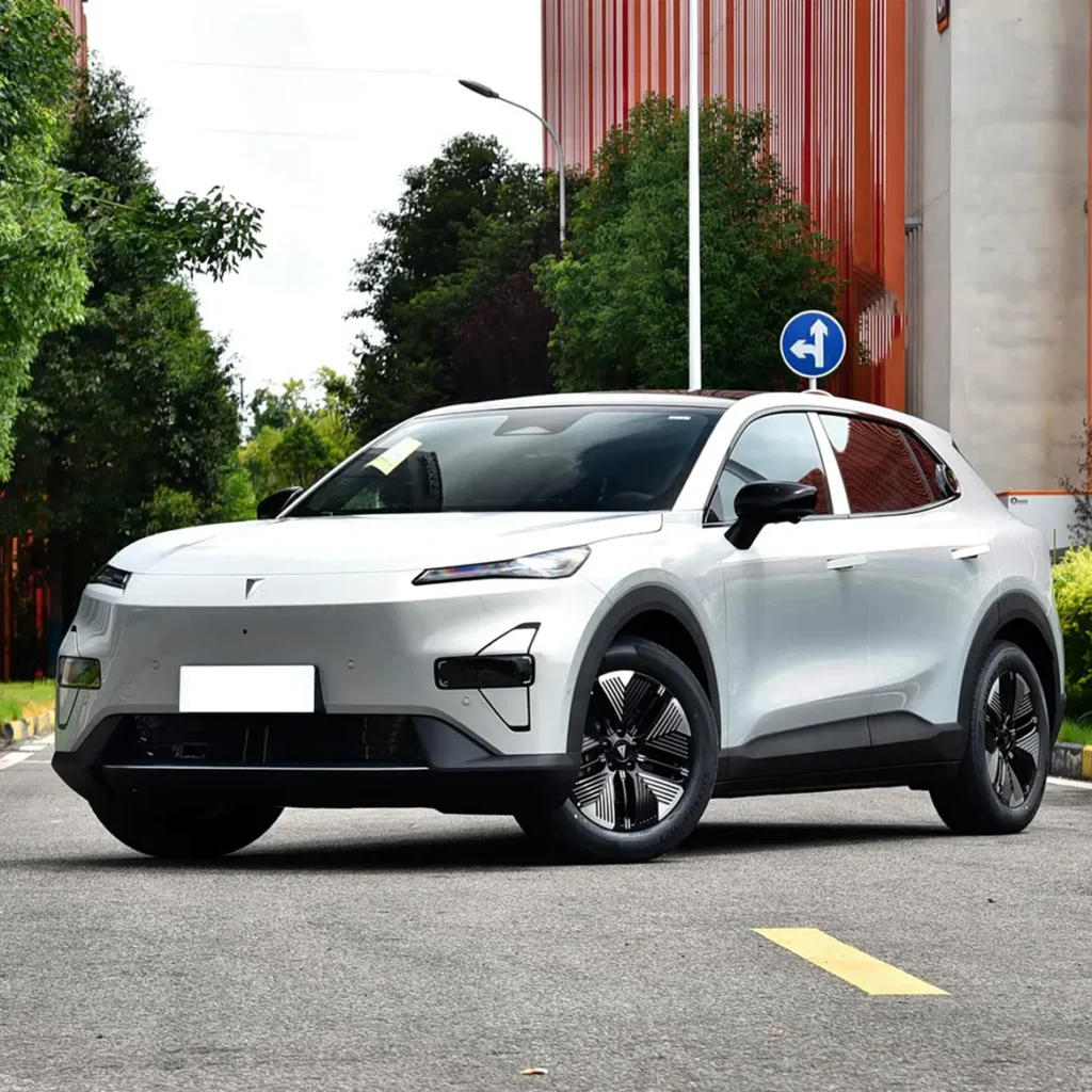 Automjet elektrik Dongfeng me fenerë LED, xhama pa kornizë dhe disqe alumini 18 inç
