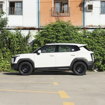 Side profile of the DONGFENG Nammi 06 compact electric SUV