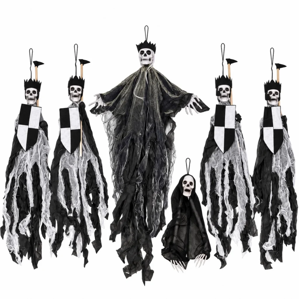 Set dekorativ për Halloween me 6 pjesë, që përfshin mbretin skelet, ushtarë me mburoja dhe figurë fantazme.