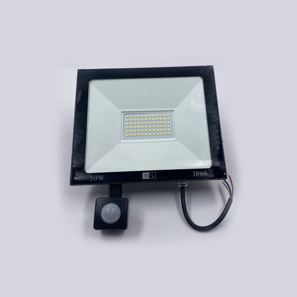 Prozhektor LED 50W me sensor levizje