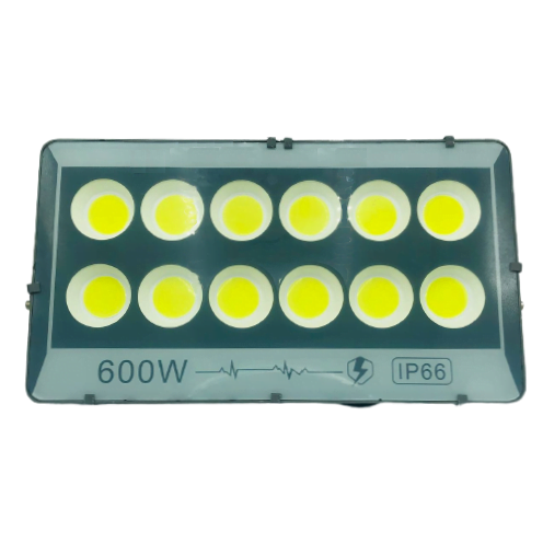 prozhektore led 600w me 12 qeliza